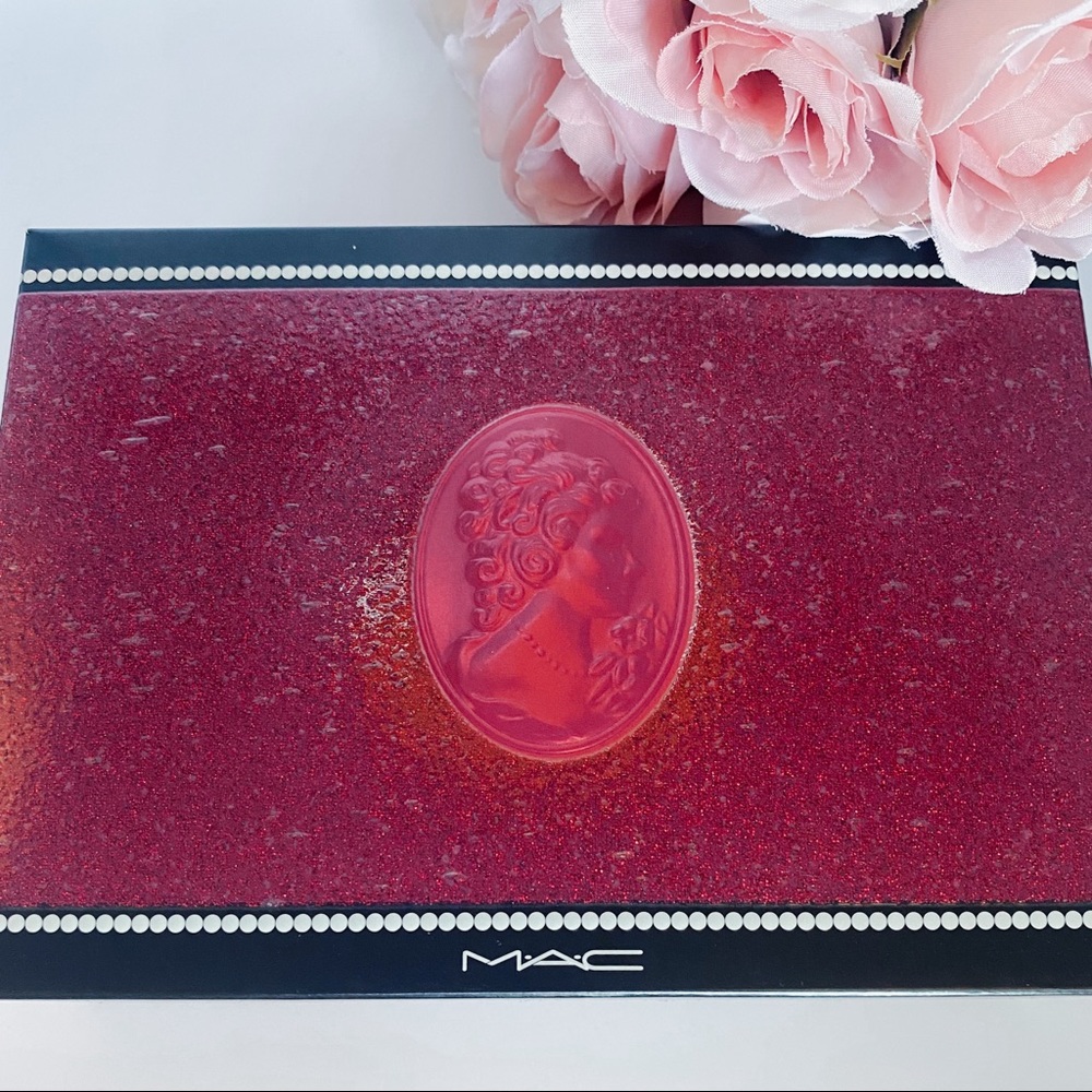 MAC - KEEPSAKES/VIVA GLAMOROUS RIHANNA NEW! - Picture 8 of 8